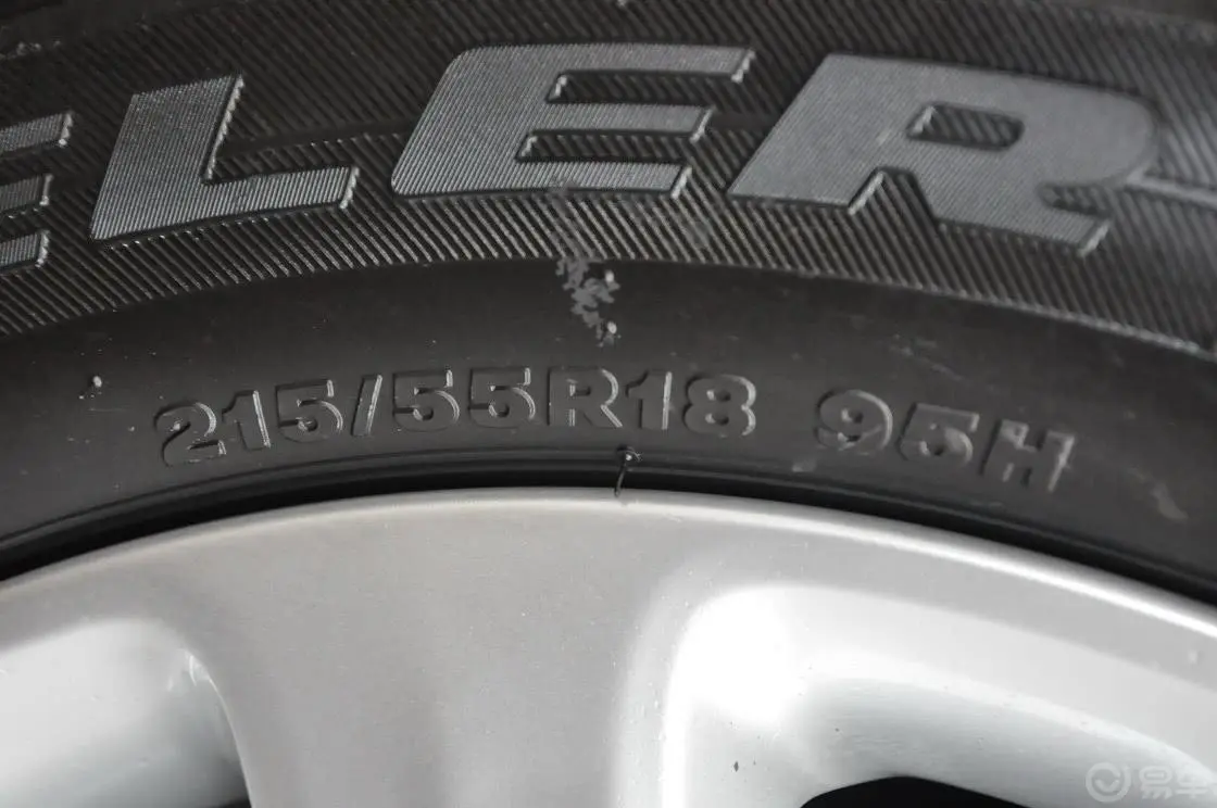 昂科拉1.4T G 自动 两驱 都市精英型轮胎规格