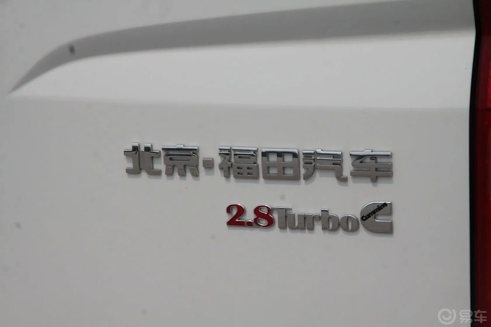 图雅诺2.8L 5MT S商运版短轴外观