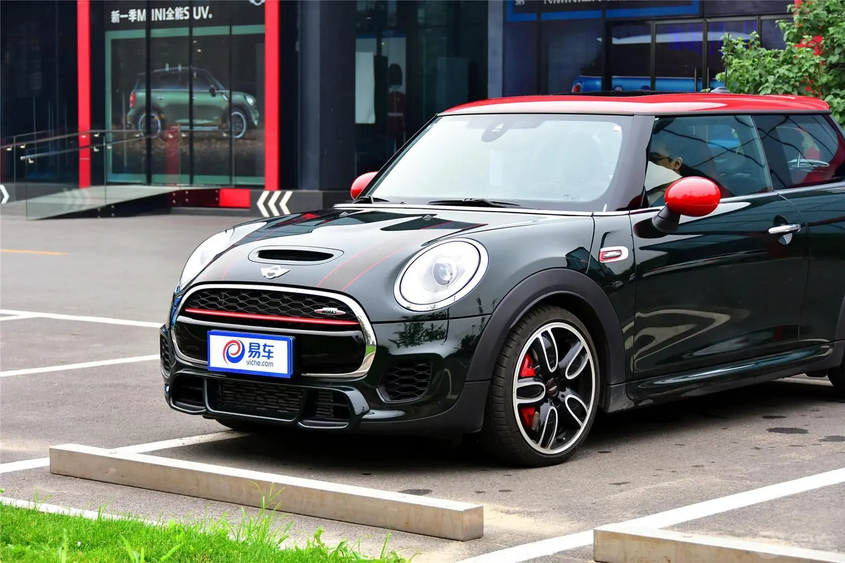 MINI JCW2.0T JCW车头局部