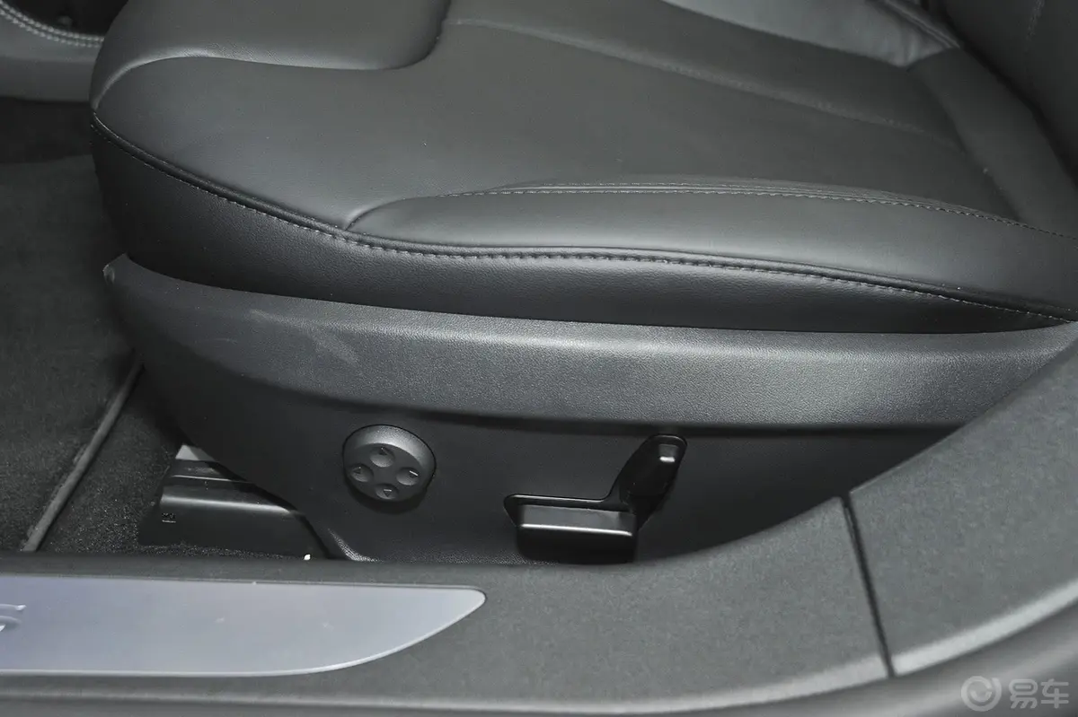 Model S85D座椅调节键