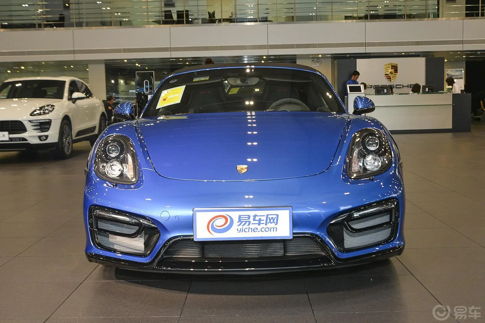 BoxsterBoxster GTS正前水平