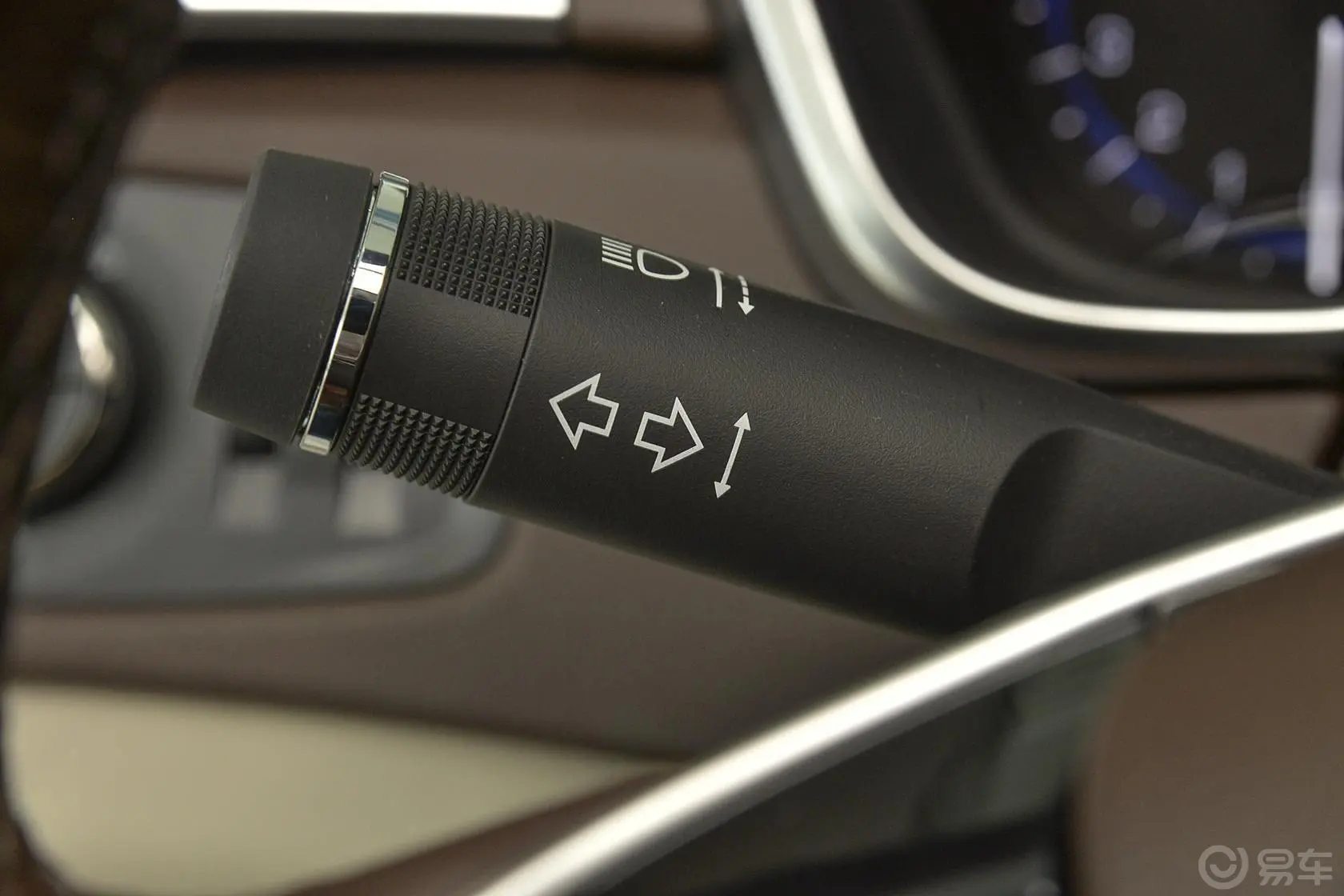 凯迪拉克SRX3.0L 手自一体 精英型大灯远近光调节柄