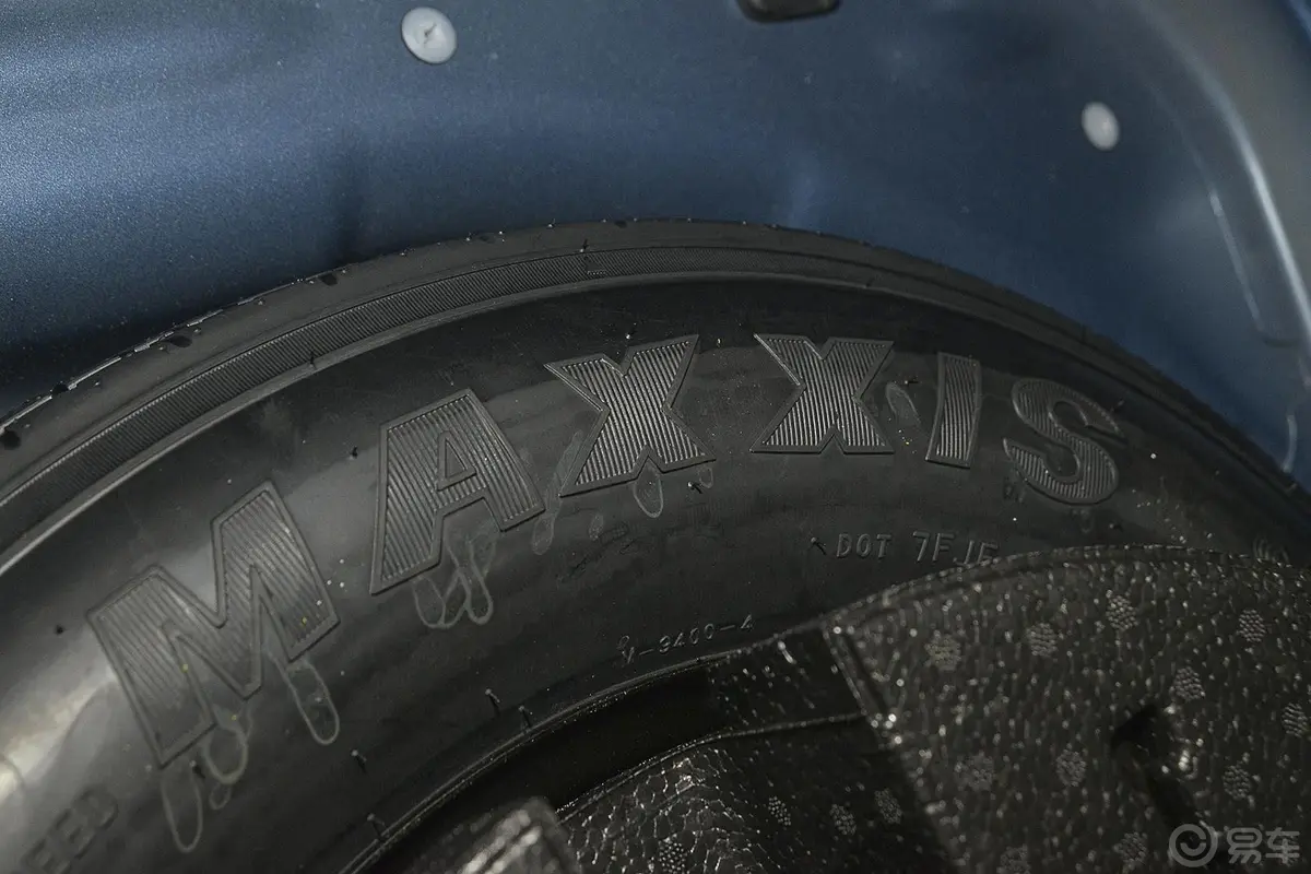 KX3傲跑1.6L 自动 两驱 DLX备胎品牌