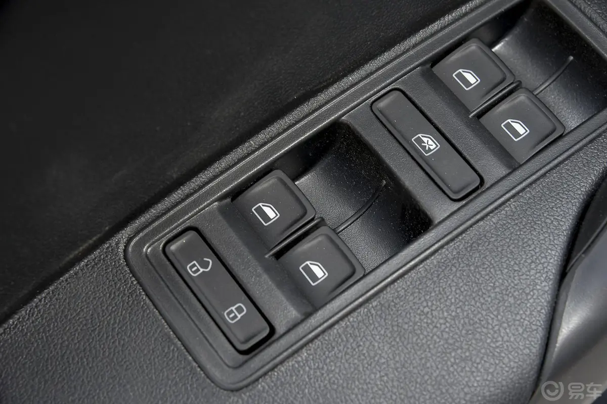 桑塔纳1.4L 手动 风尚版车窗升降键