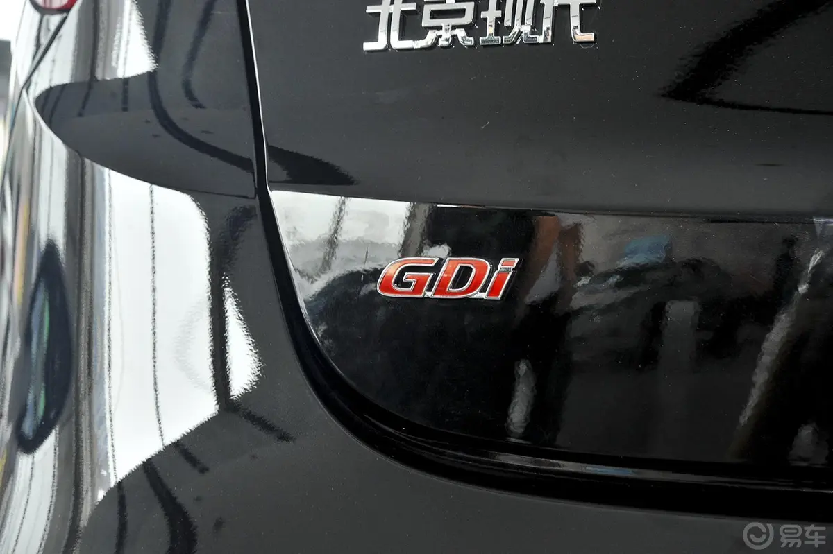 胜达2.4L 两驱 自动 智能型外观