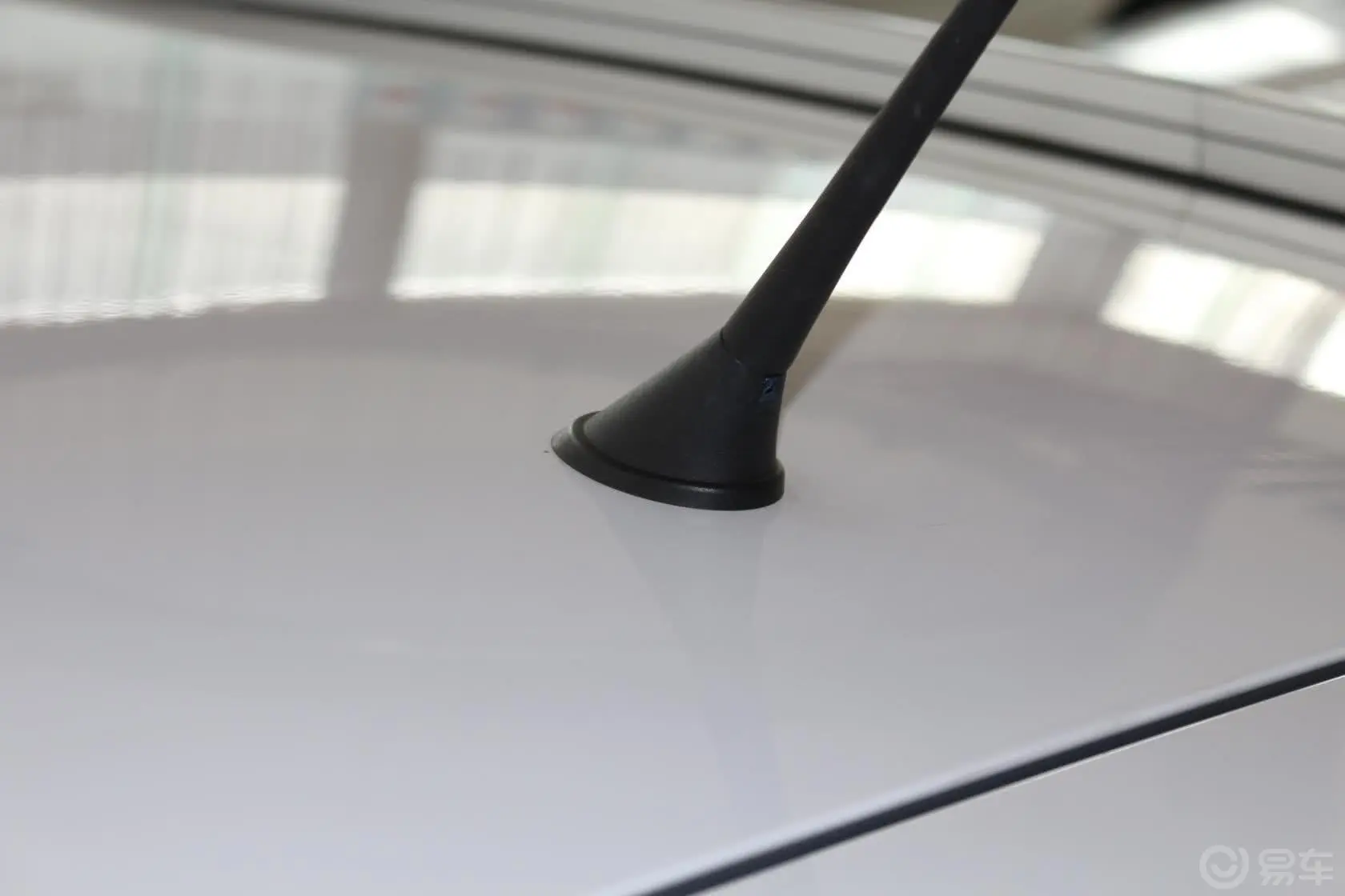 帝豪RS 1.5L 5MT 向上版天线