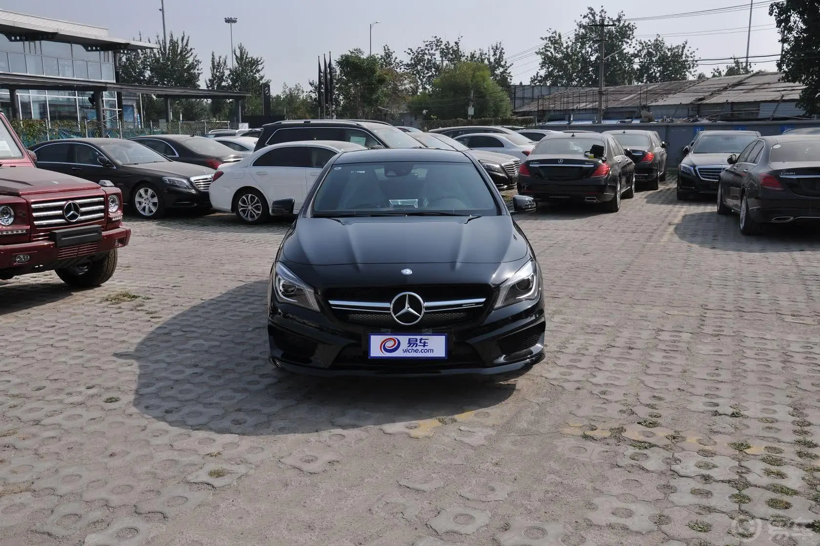 奔驰CLA级 AMGCLA45 AMG 4MATIC正前水平