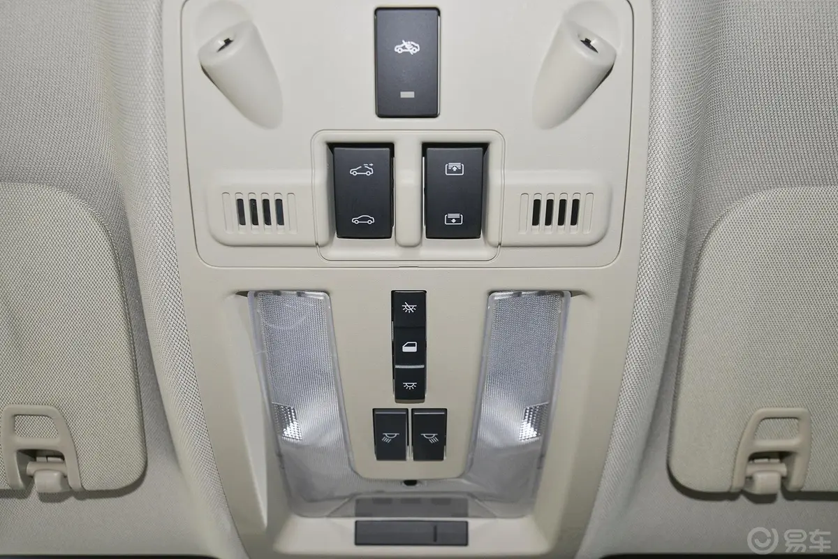 凯迪拉克SRX3.6L 手自一体 旗舰型前排车顶中央控制区