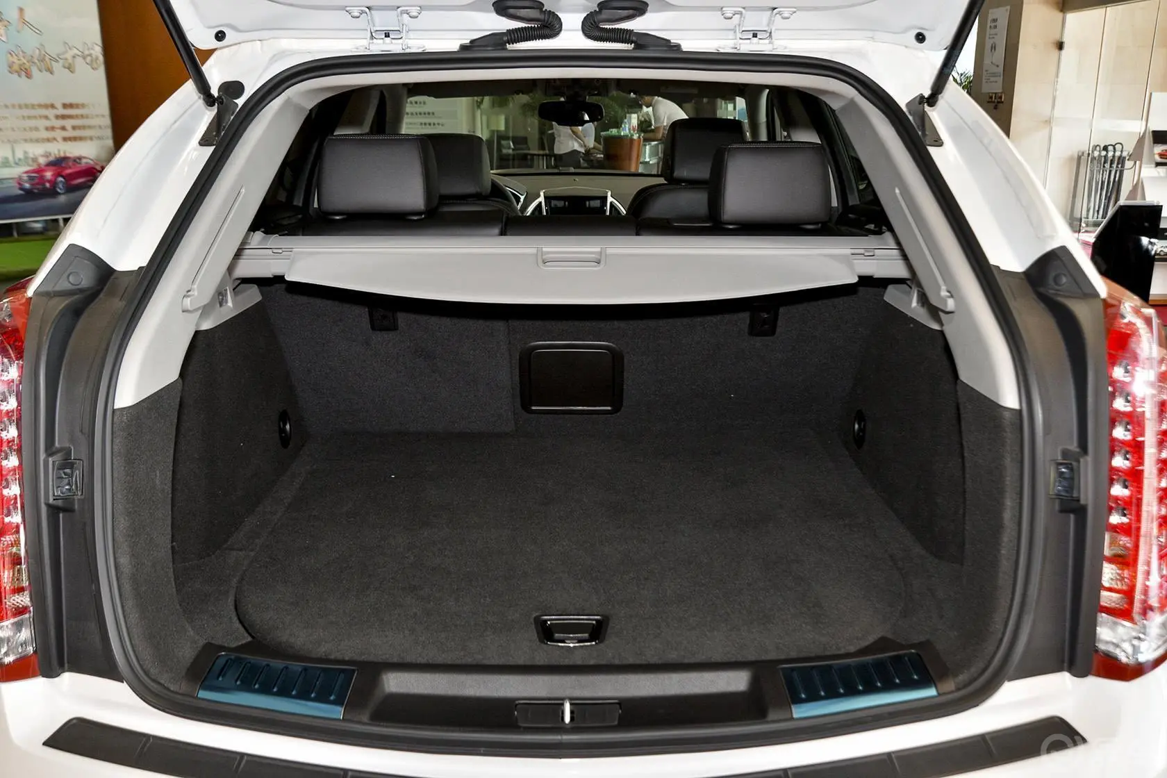 凯迪拉克SRX3.0L 手自一体 舒适型行李箱空间