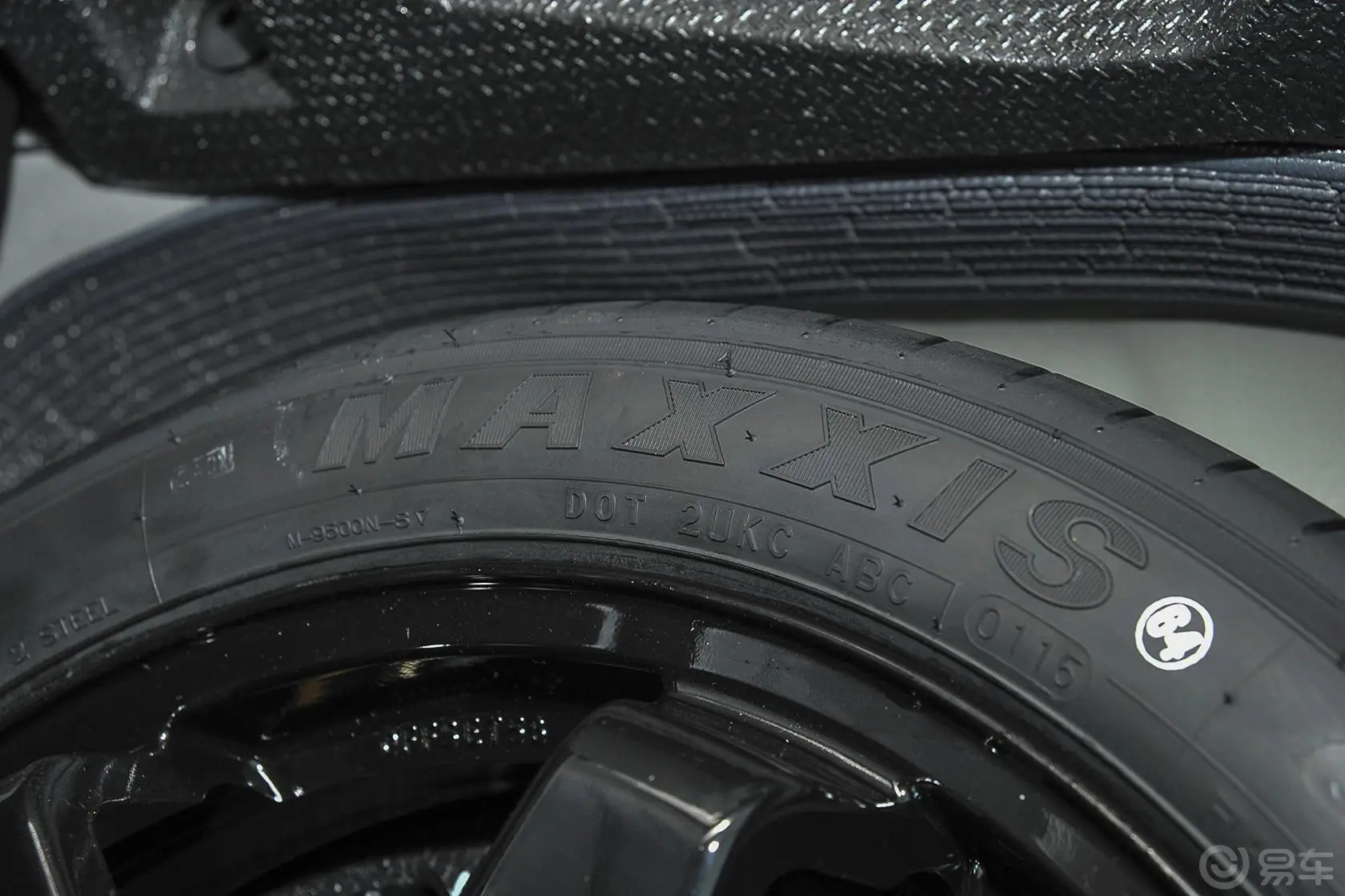 凯迪拉克SRX3.0L 手自一体 舒适型备胎品牌
