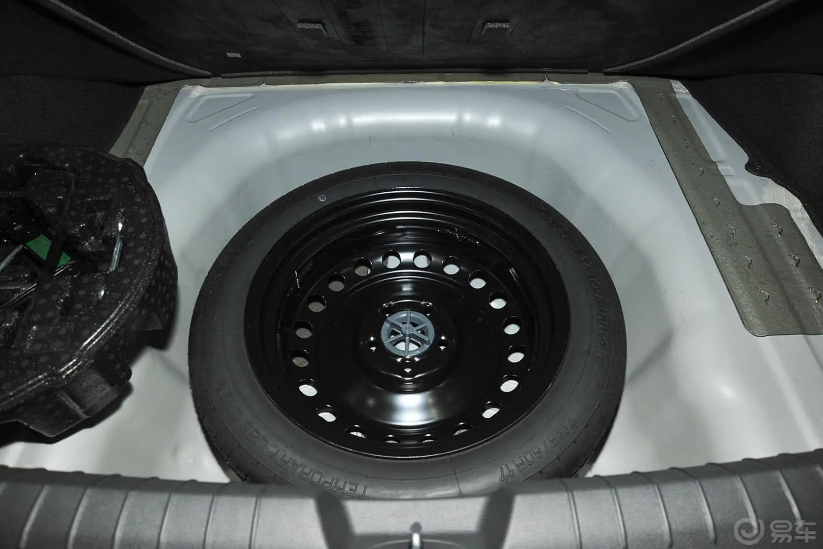 索纳塔1.6T 自动 DLX 尊贵型备胎