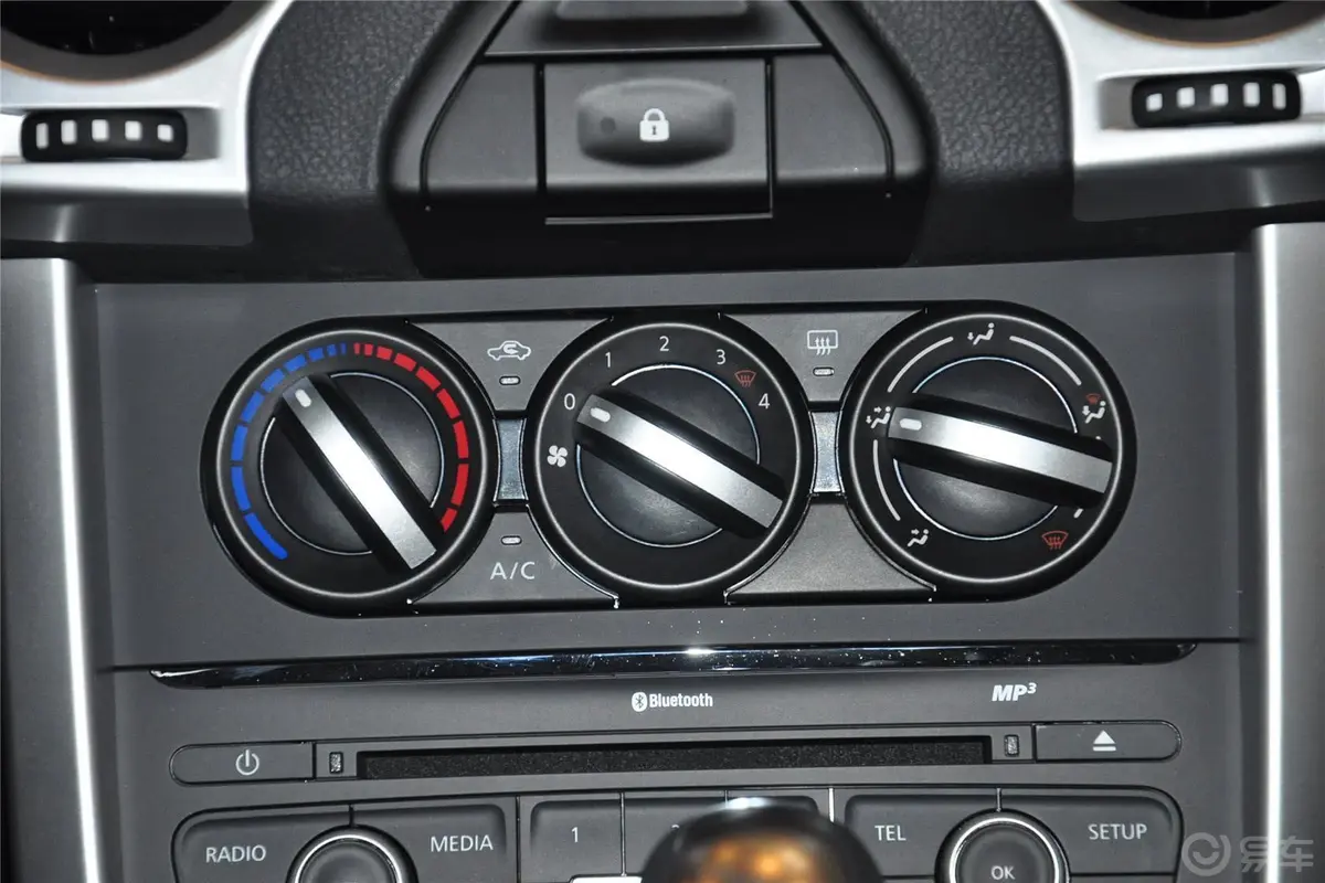科雷傲(进口)改款 2.0L 两驱 舒适版空调