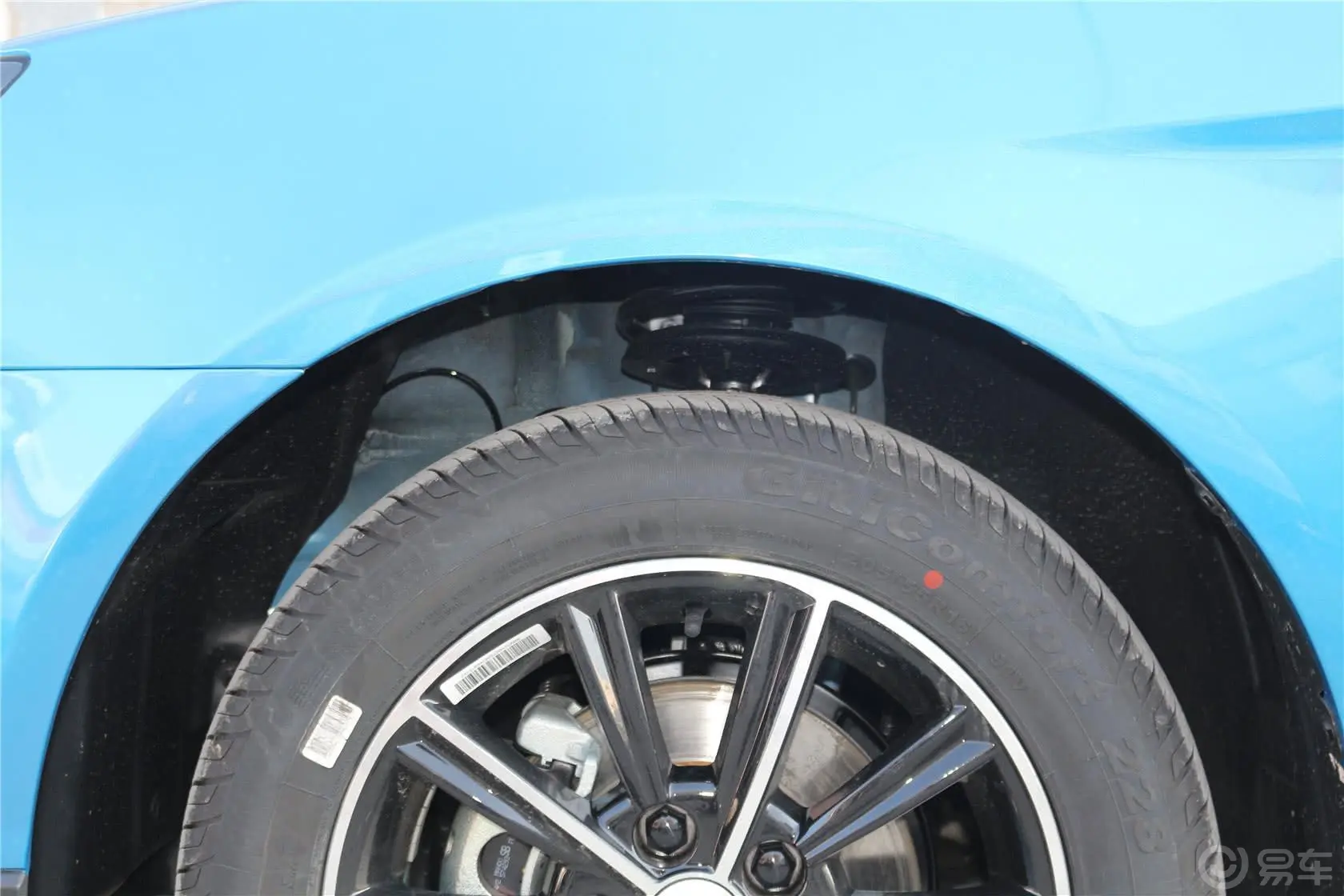 帝豪RS 1.5L 手动 向上版轮胎规格