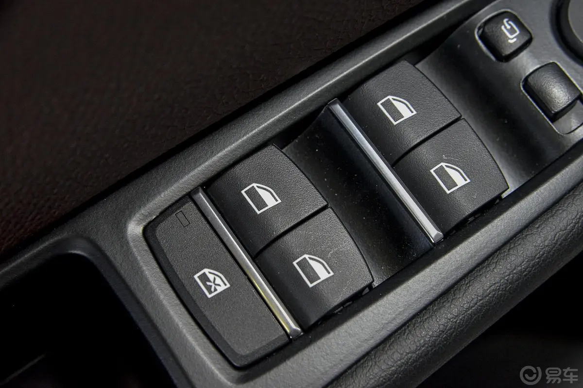 宝马X5(进口)xDrive28i车窗升降键