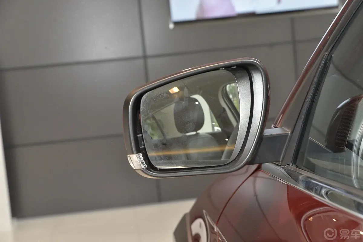 观致3都市SUV 1.6T 6速双离合 致臻型后视镜镜面（后）