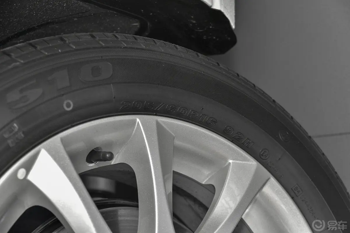 英朗XT 1.6L 自动 舒适版轮胎规格