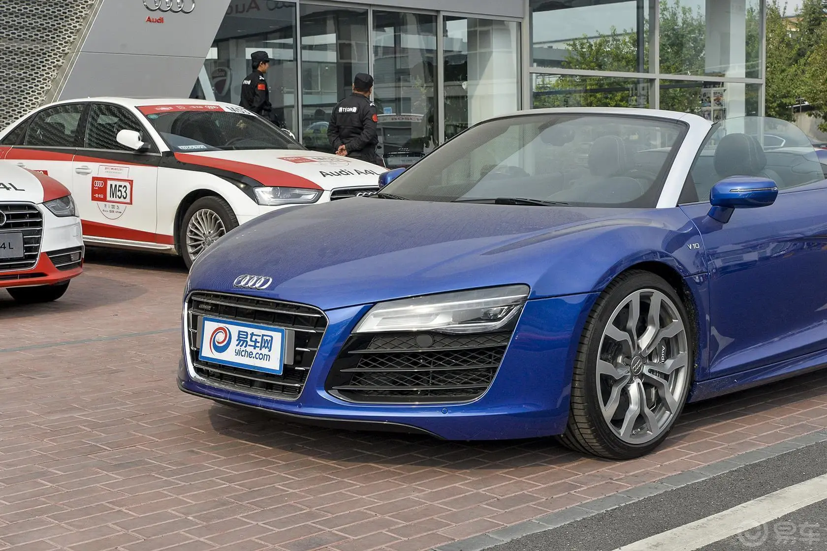 奥迪R8Spyder 5.2 FSI quattro车头局部