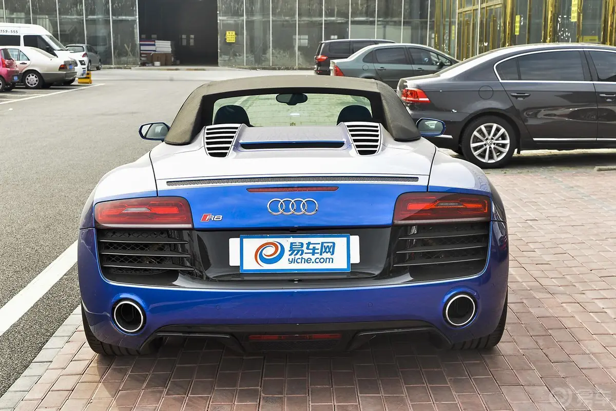 奥迪R8Spyder 5.2 FSI quattro外观