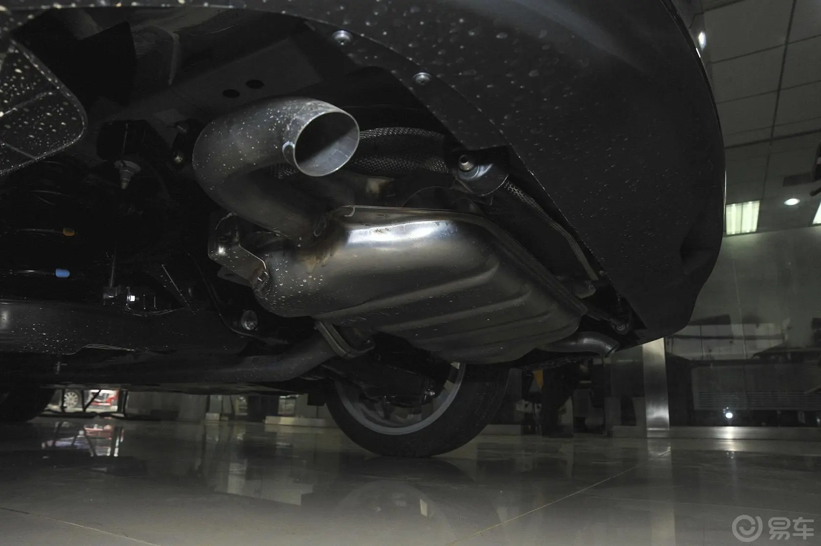 马自达3 昂克赛拉三厢 2.0L 自动 运动型排气管（排气管装饰罩）