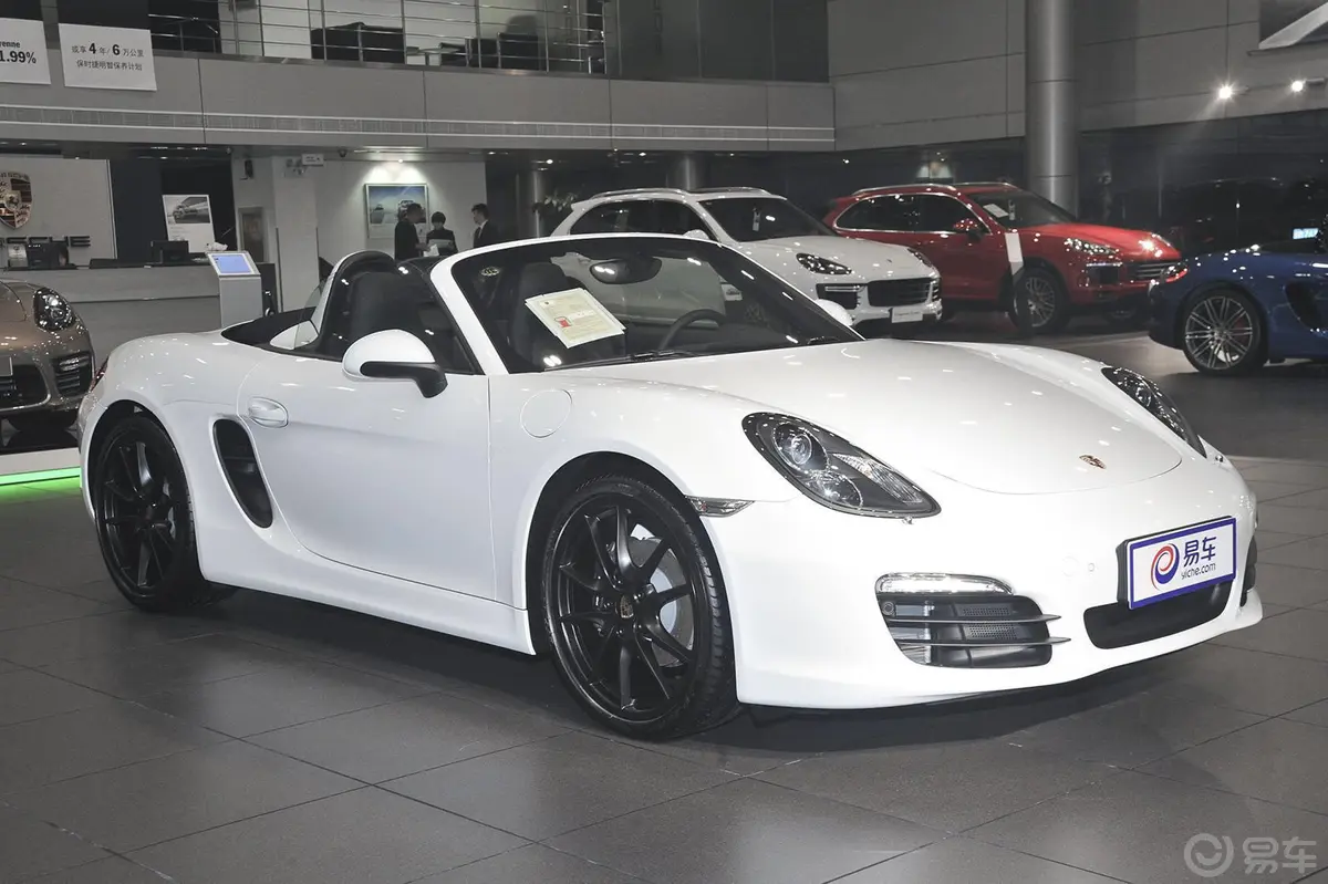 BoxsterBoxster 2.7 Style Edition侧前45度车头向右水平