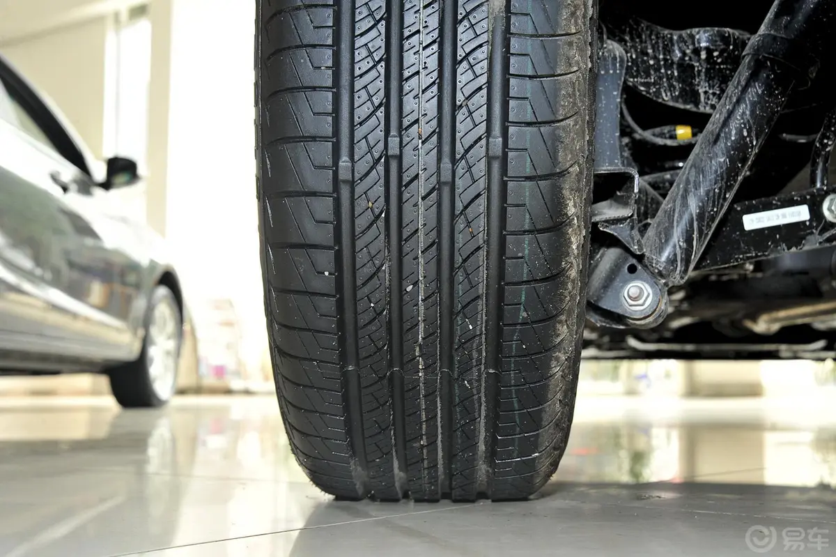海马S51.5T CVT 舒适型运动版轮胎花纹