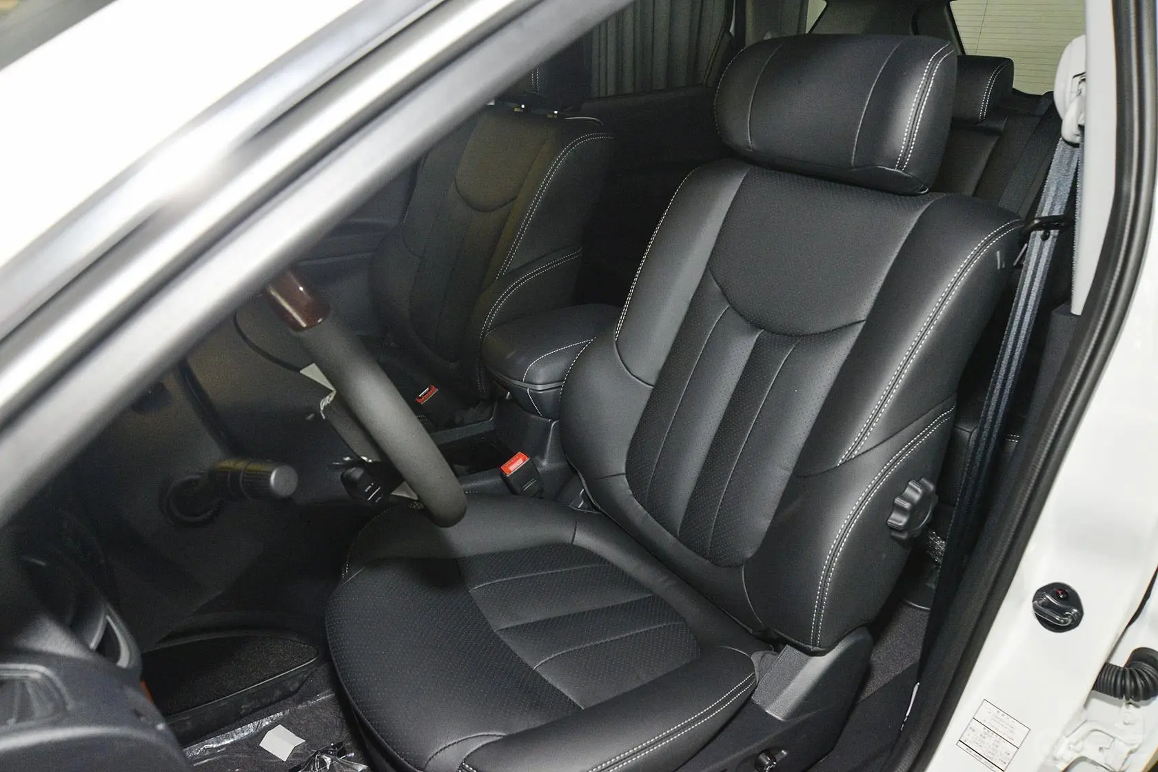 大7 SUV2.2T 自动 两驱 智尊型驾驶员座椅
