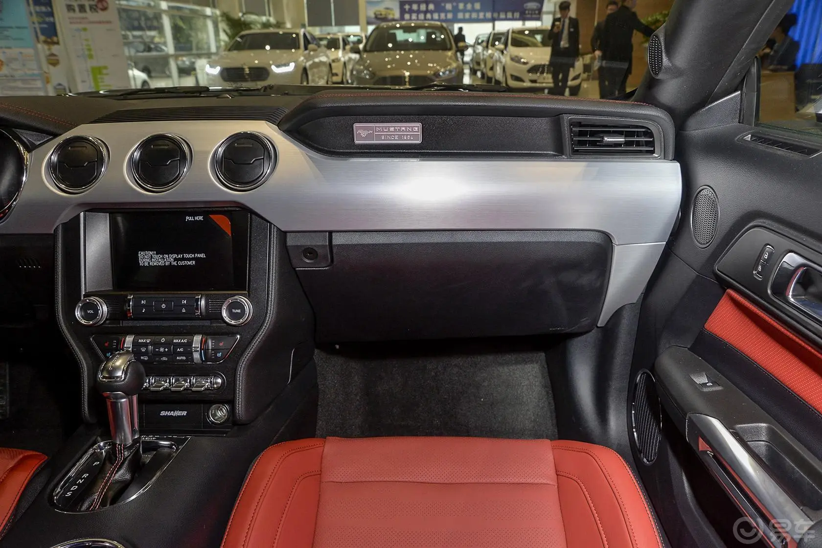 Mustang5.0L GT 手自一体 运动版内饰