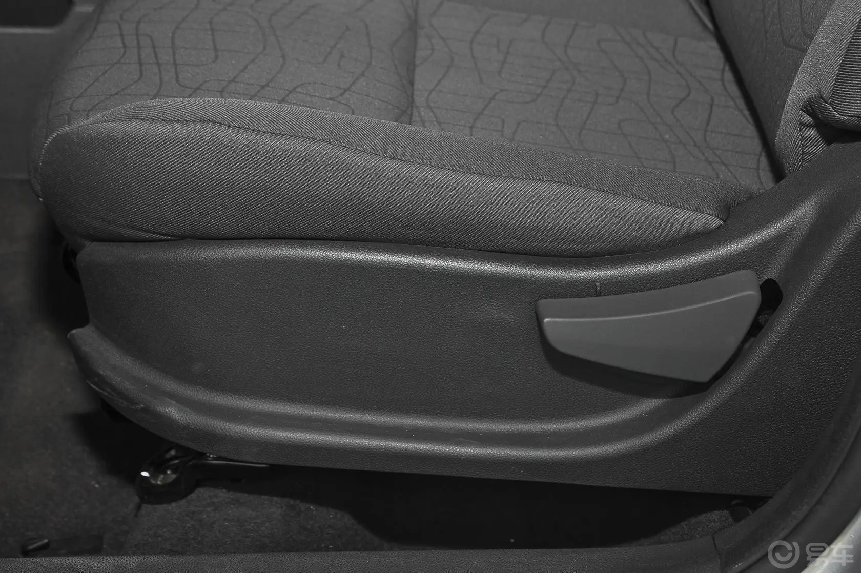 风神A301.5L 手自一体 智尚版座椅调节键