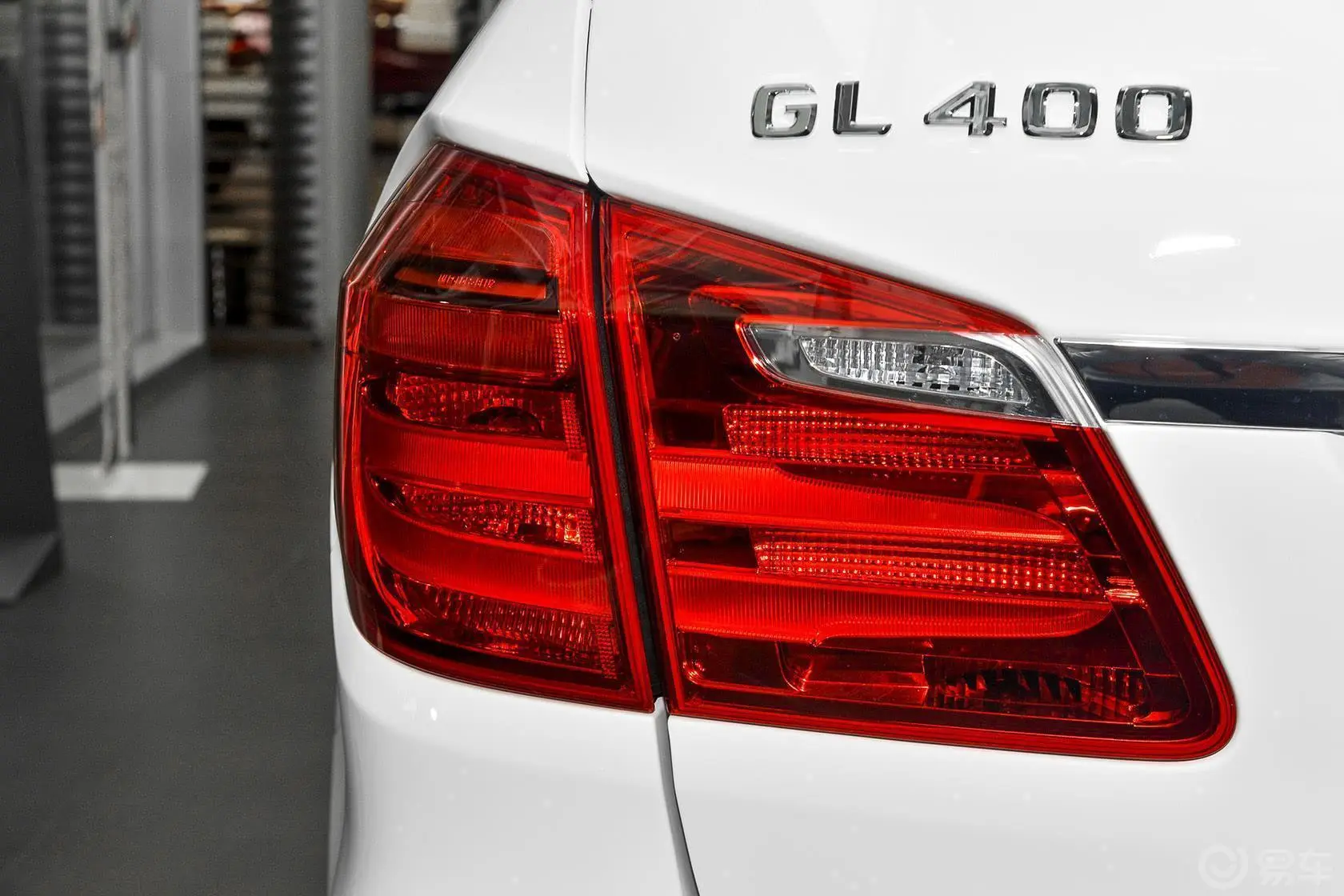 奔驰GL级GL400 4MATIC 豪华型外观