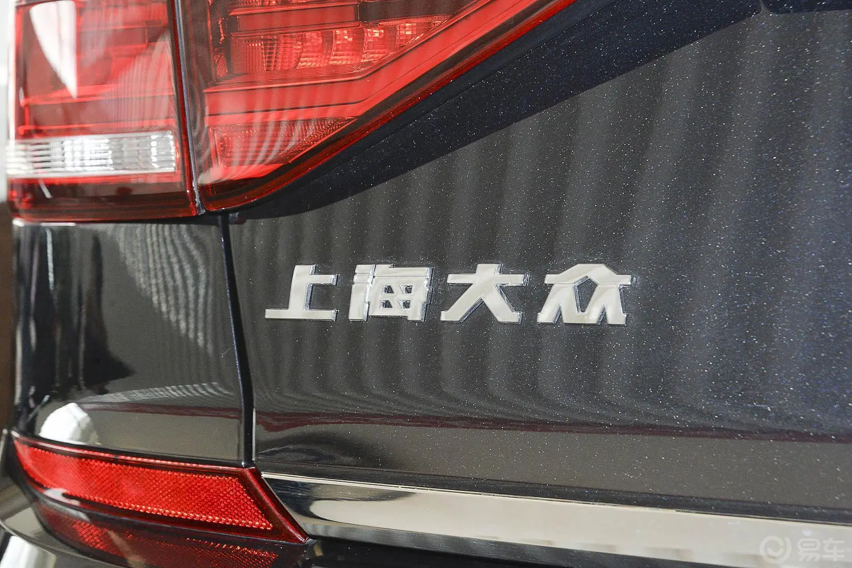 帕萨特330TSI DSG御尊版外观