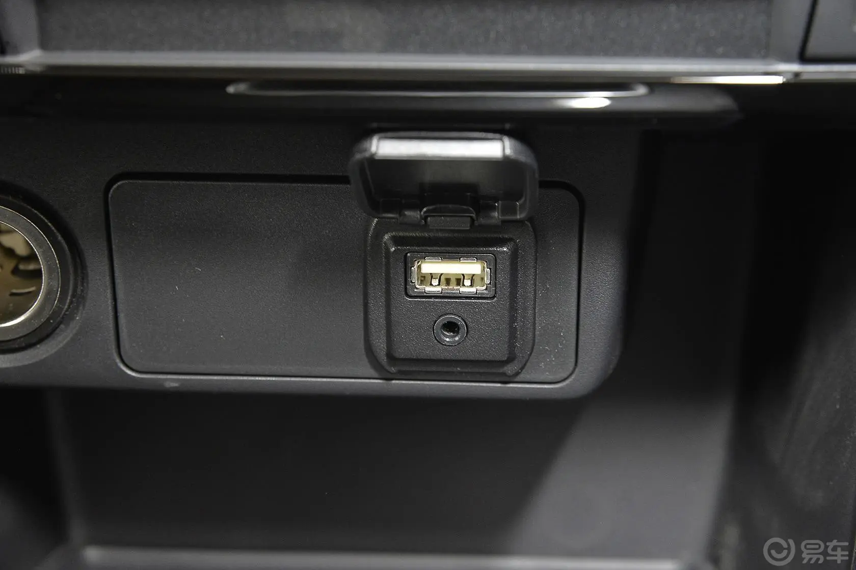 马自达CX-52.5L 手自一体 四驱 尊贵版USB接口