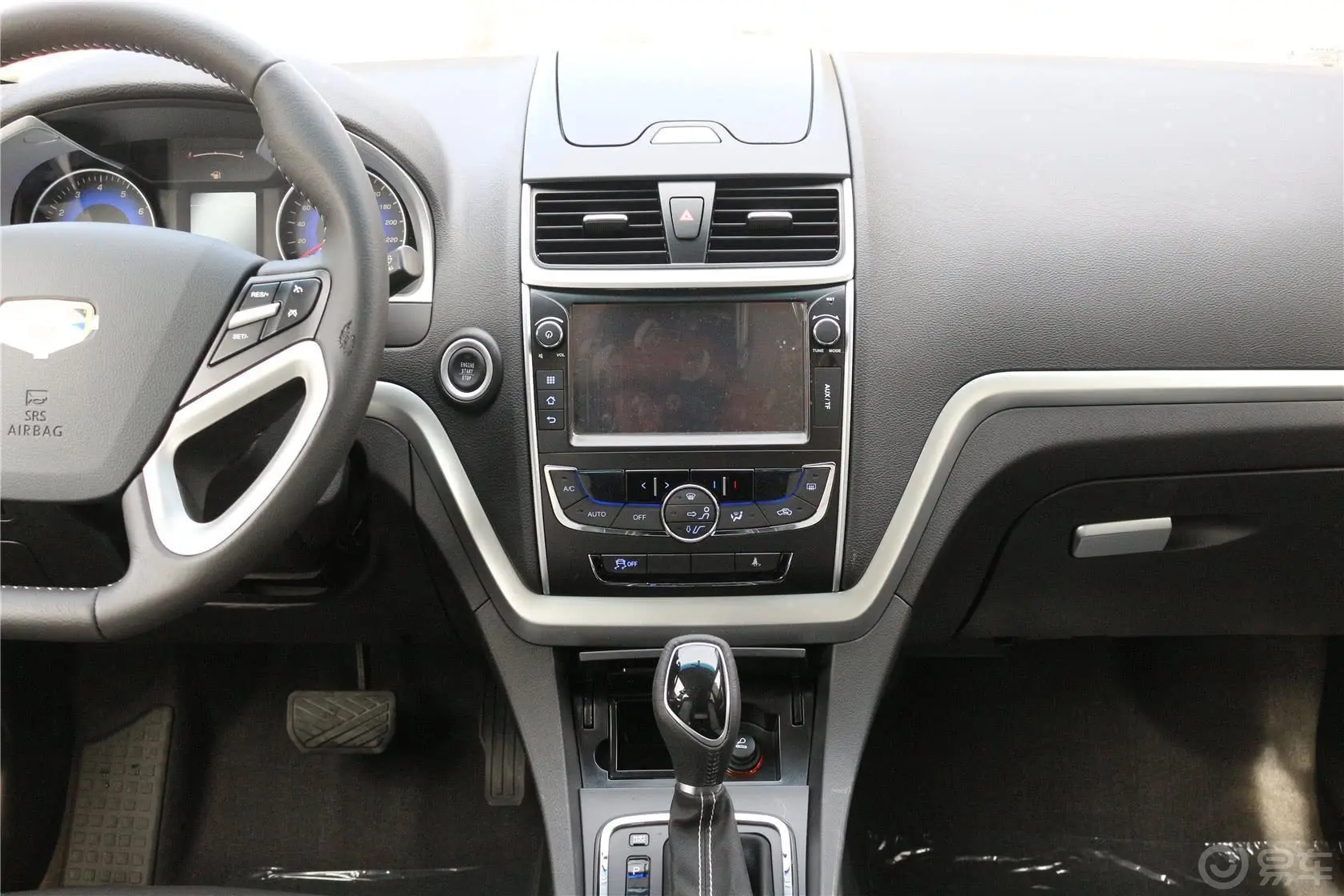 帝豪RS 1.3T CVT 向上版中控台整体