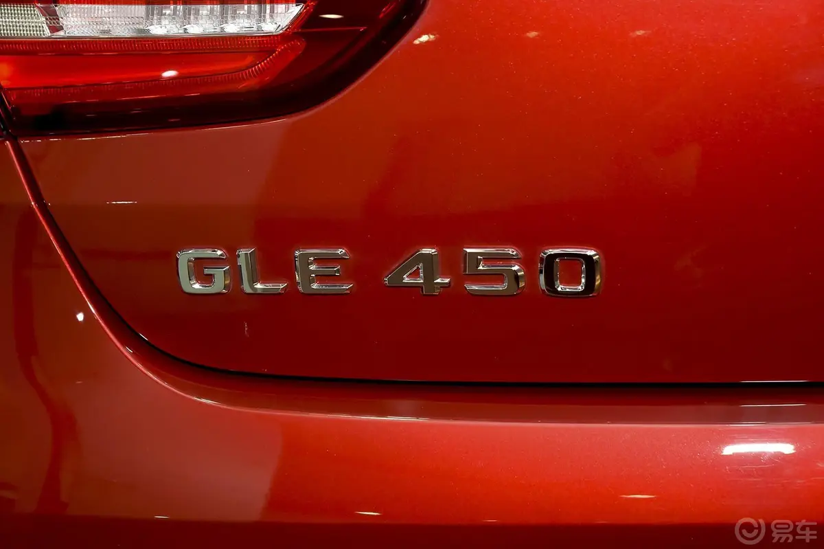 奔驰GLE轿跑GLE 450 AMG 4MATIC 运动SUV尾标
