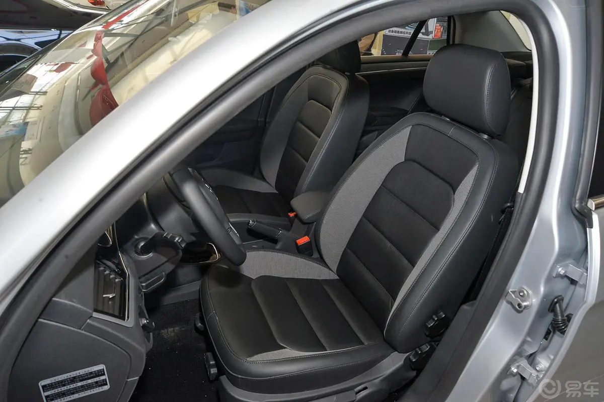 宝来质惠版 1.6L 自动舒适型驾驶员座椅