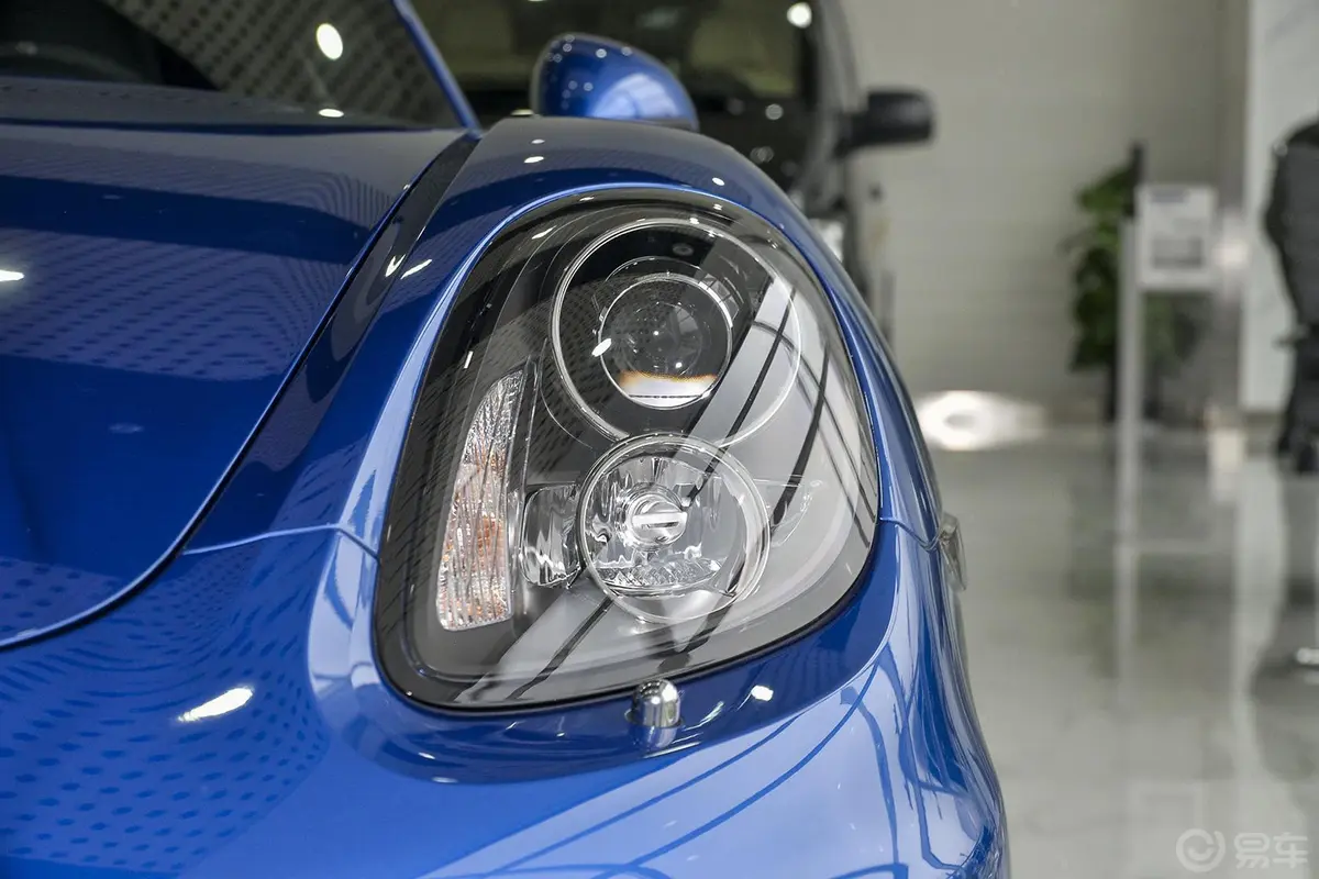 BoxsterBoxster 2.7 Style Edition大灯侧45度俯拍