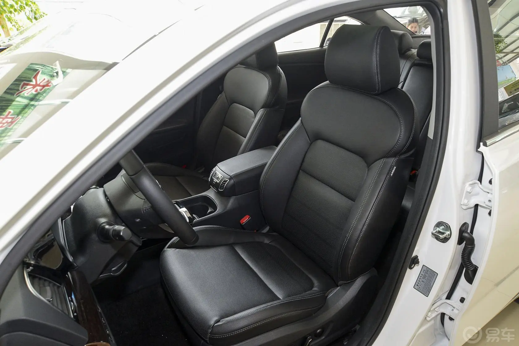 凯绅1.8L 自动 DLX Special驾驶员座椅