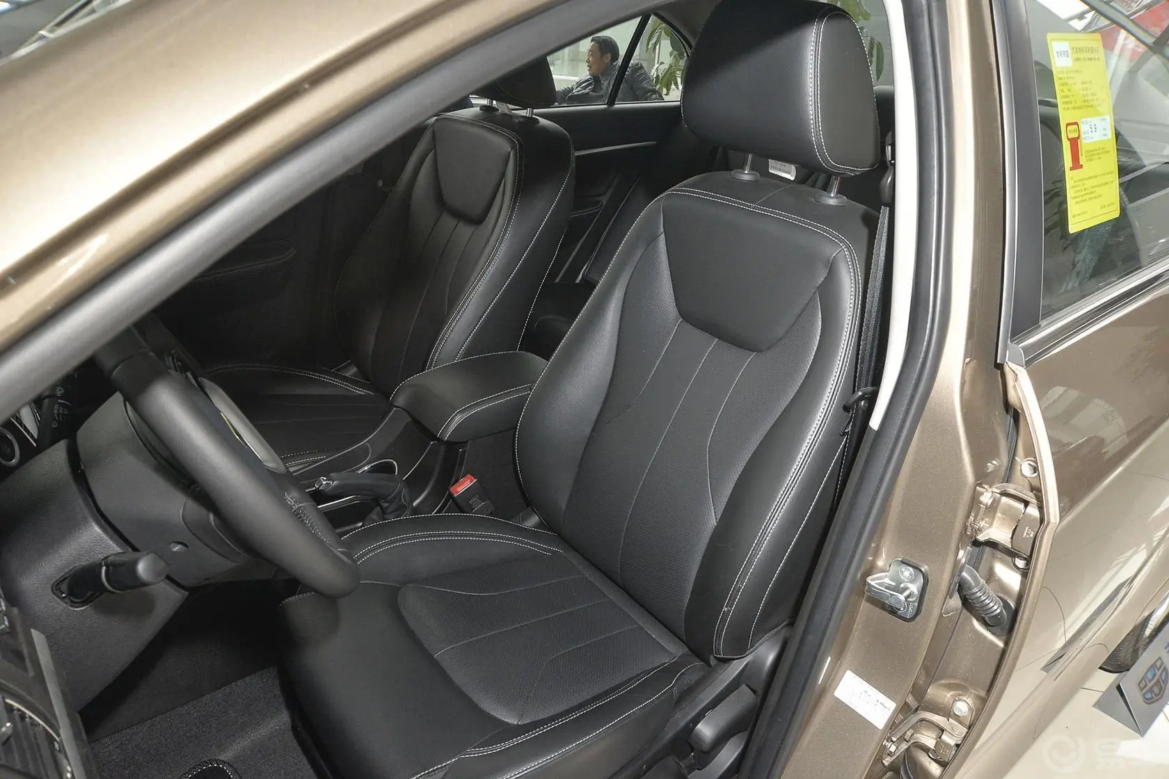 帝豪1.5L CVT 向上版驾驶员座椅