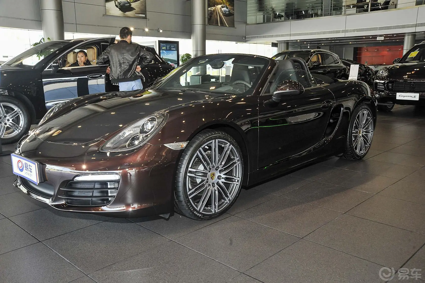 BoxsterBoxster 2.7 Style Edition侧前45度车头向左水平