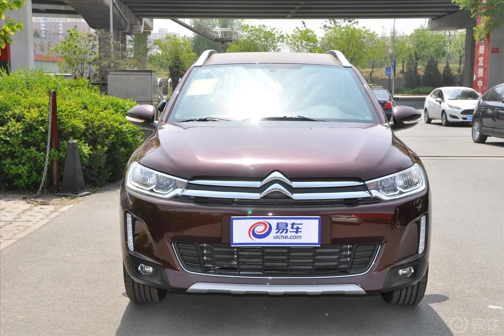 雪铁龙C3-XR1.6L 自动智能型外观