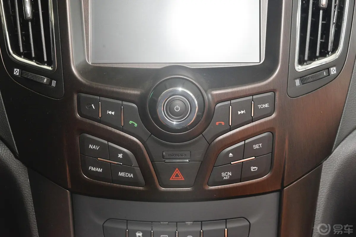 海马S71.8T 自动 纵骋型音响
