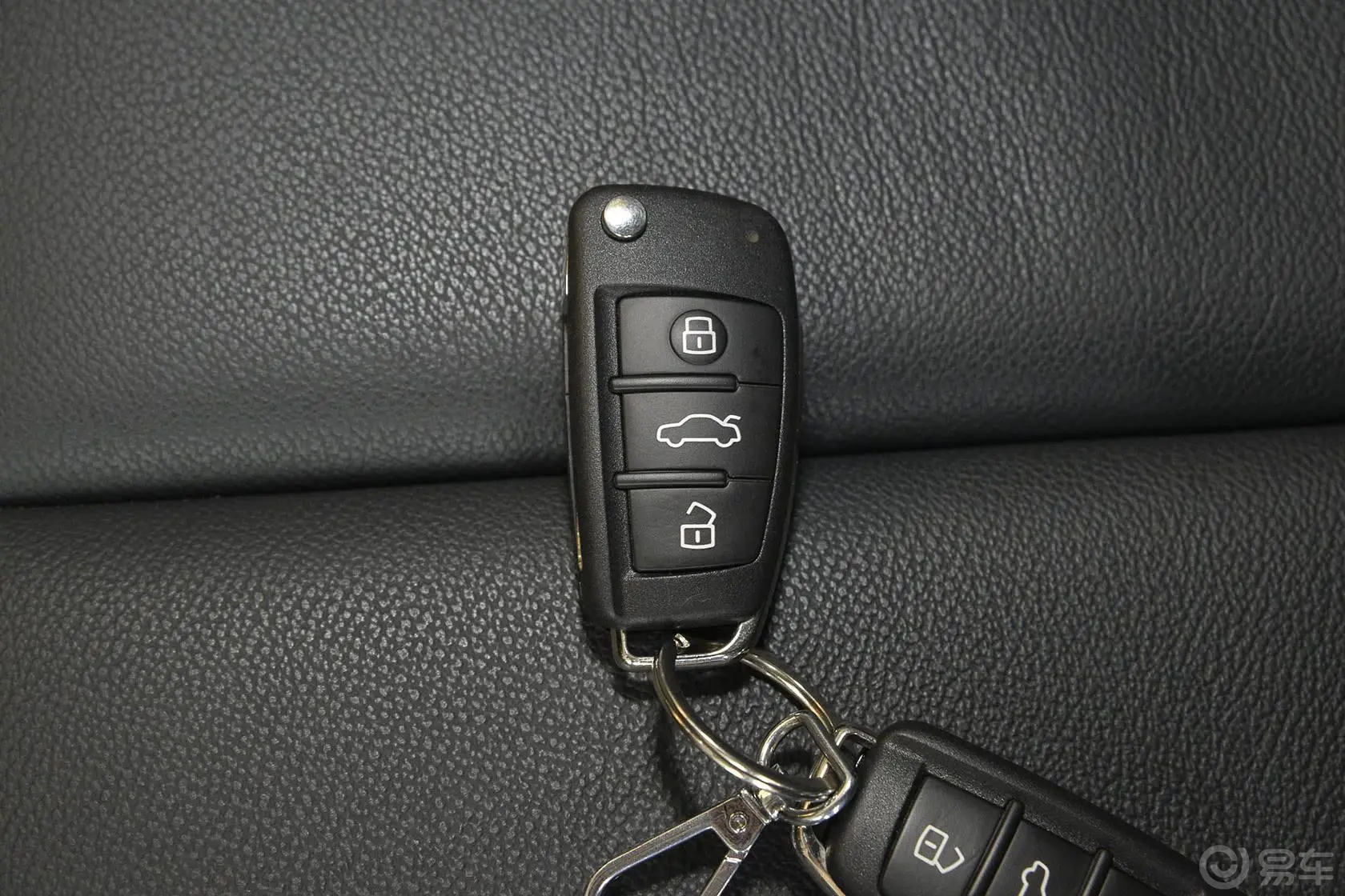 奥迪A3(进口)Limousine 45 TFSI S line 豪华型钥匙
