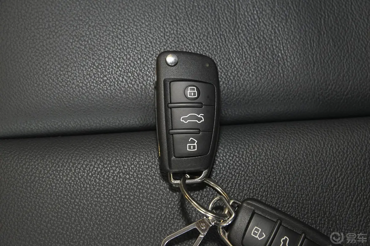 奥迪A3(进口)Limousine 45 TFSI S line 豪华型钥匙