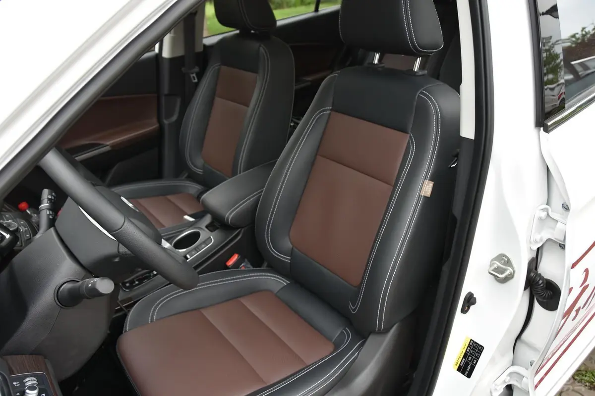 幻速S61.5T CVT 尊享型驾驶员座椅