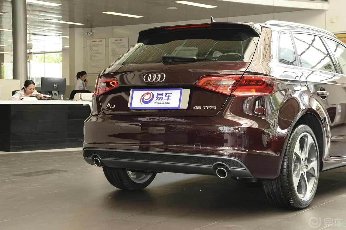 奥迪A3(进口)Sportback 45 TFSI S line 运动型车尾局部