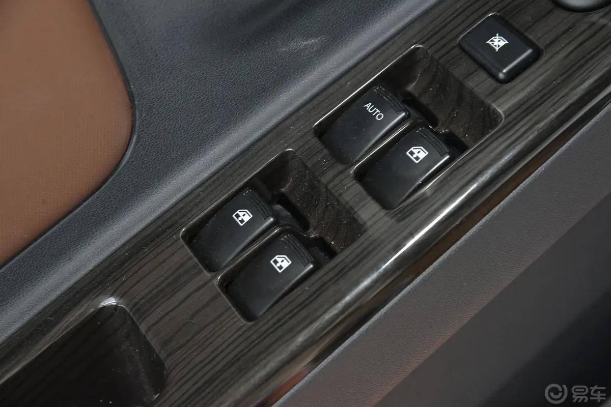 威旺M351.5L 手动 标准型 国5车窗升降键