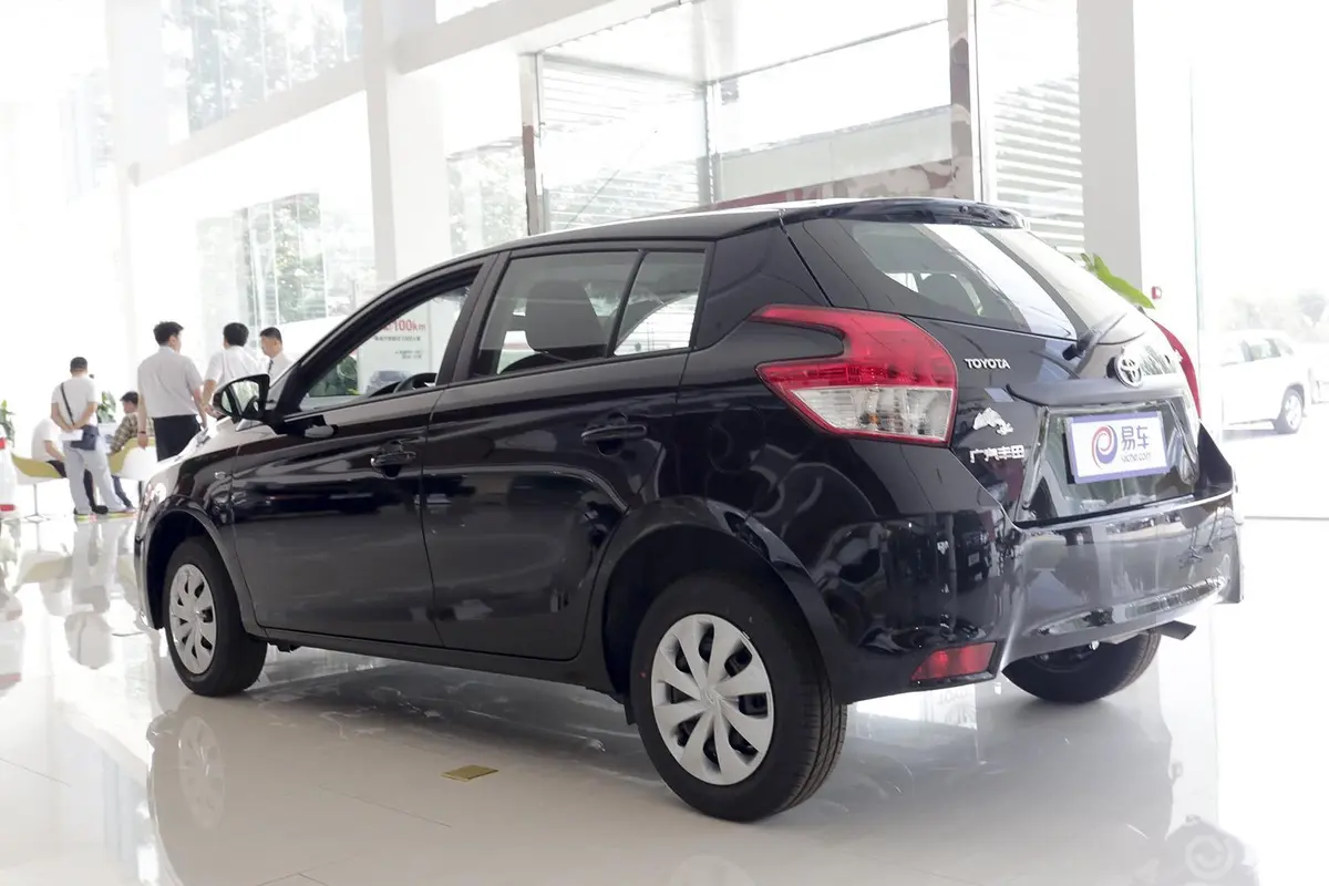 YARiS L 致炫1.3L 手动 魅动版外观