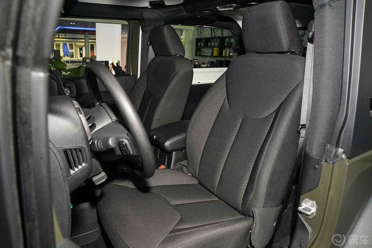 牧马人3.6L 自动 两门舒享版Rubicon驾驶员座椅