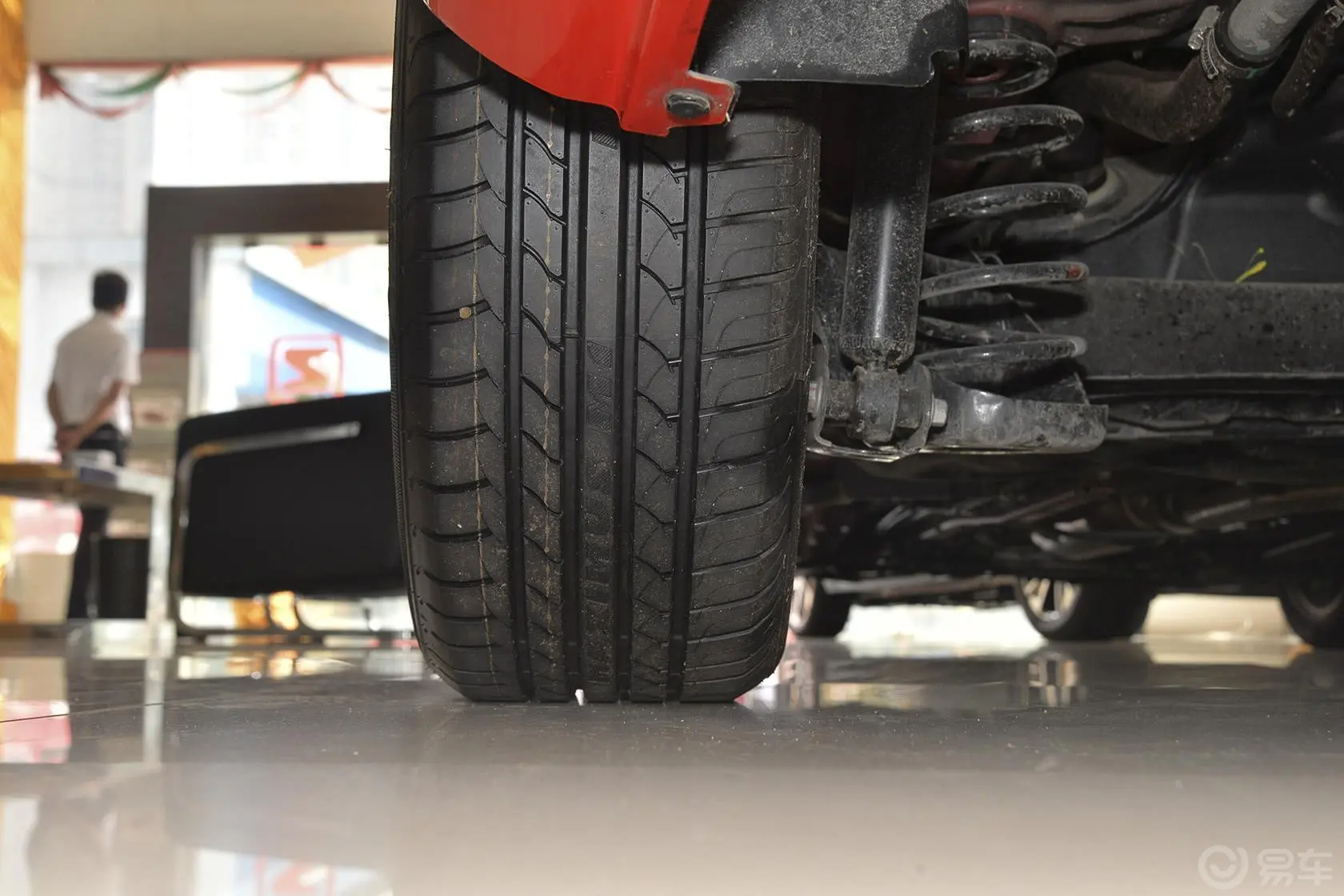 众泰Z300新视界版 1.5L 手动 豪华型轮胎花纹