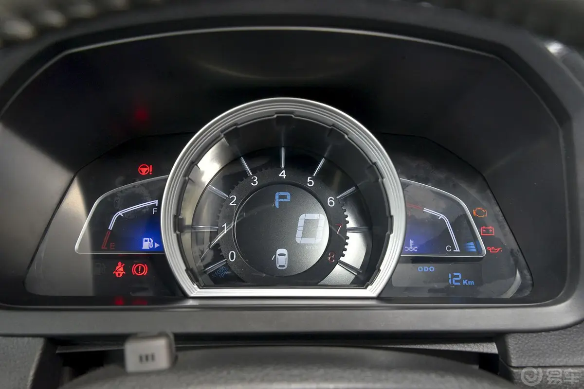 优6 SUV1.8T 自动 时尚升级型仪表盘