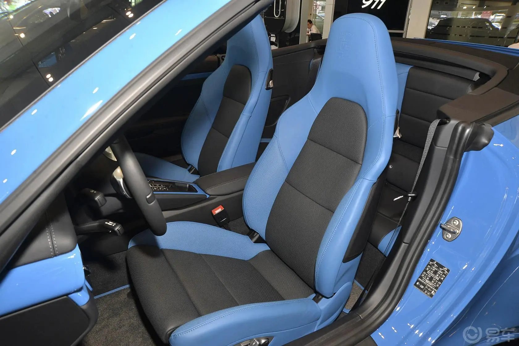 保时捷911Turbo S Cabriolet 3.8T驾驶员座椅